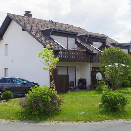 Cosy Apartment In Zueschen With A View Of The Winterberg Mountains דירה *