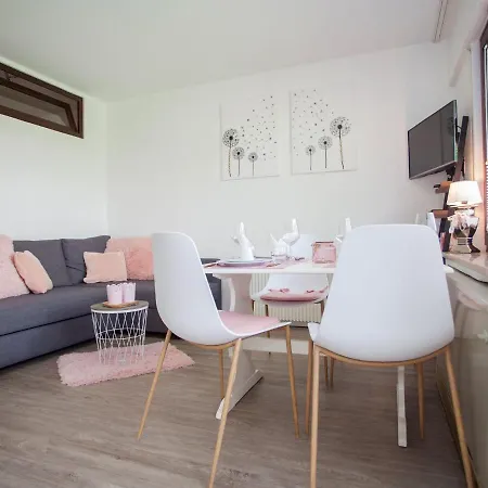 דירה Cosy Apartment In Zueschen With A View Of The Winterberg Mountains ווינטרברג